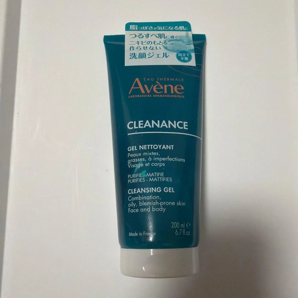 アベンヌ avene クリナンス オイルコントロール ジェルウォッシュ 洗顔料