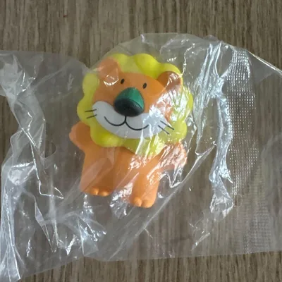 たべっ子どうぶつ らいおん フィギュア ガチャ