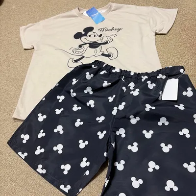 ディズニー ミッキーマウス セットアップ 140センチ 新品