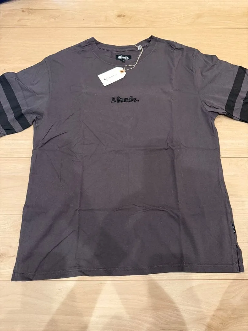 Afends Tシャツ 新品