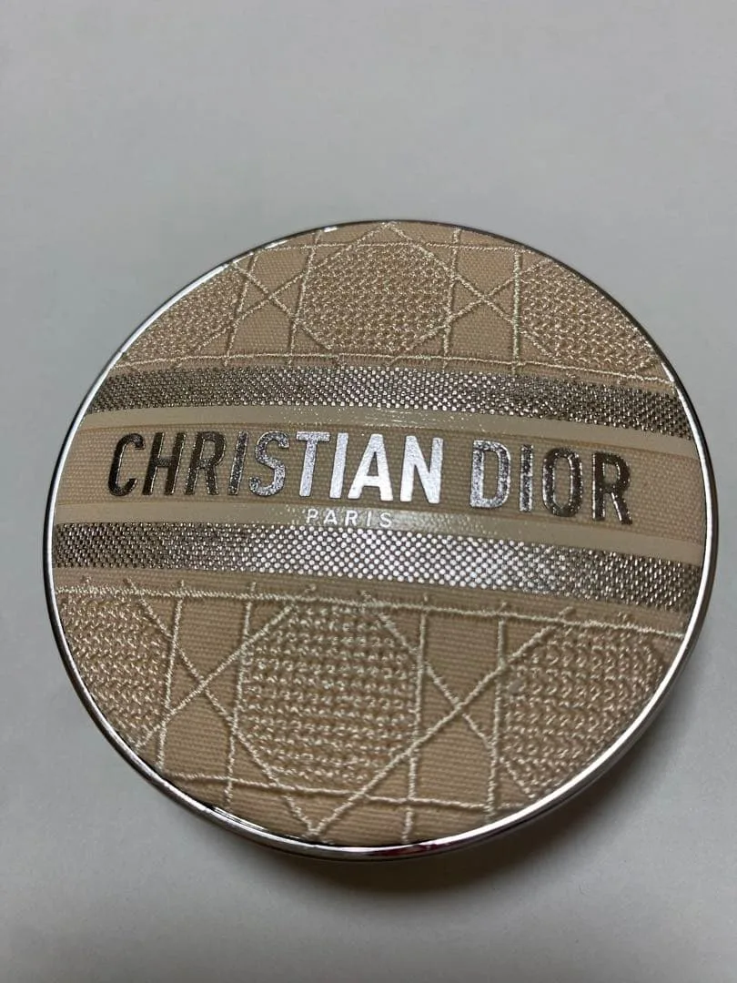 Dior Forever Skin Glow ケース