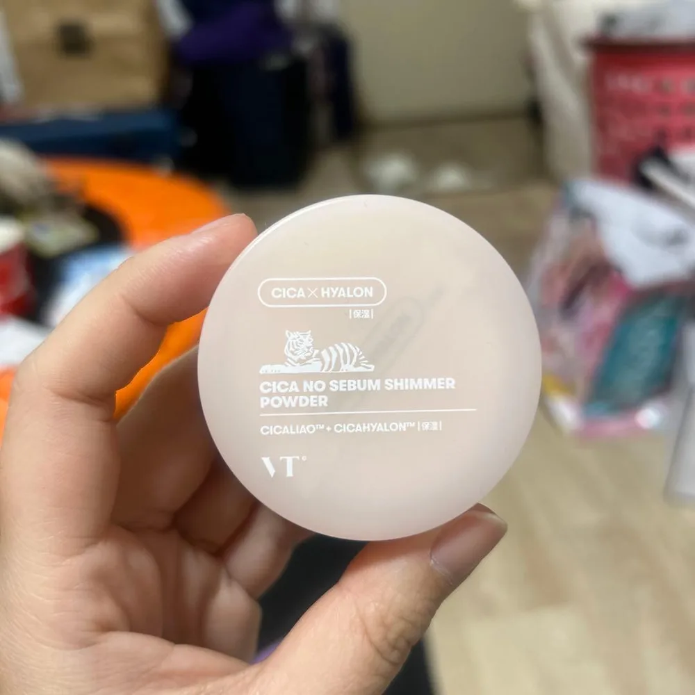 VT CICA NO SEBUM SHIMMER POWDER