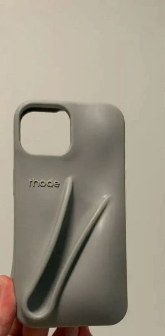 rhode iPhone 15 シリコンケース グレー