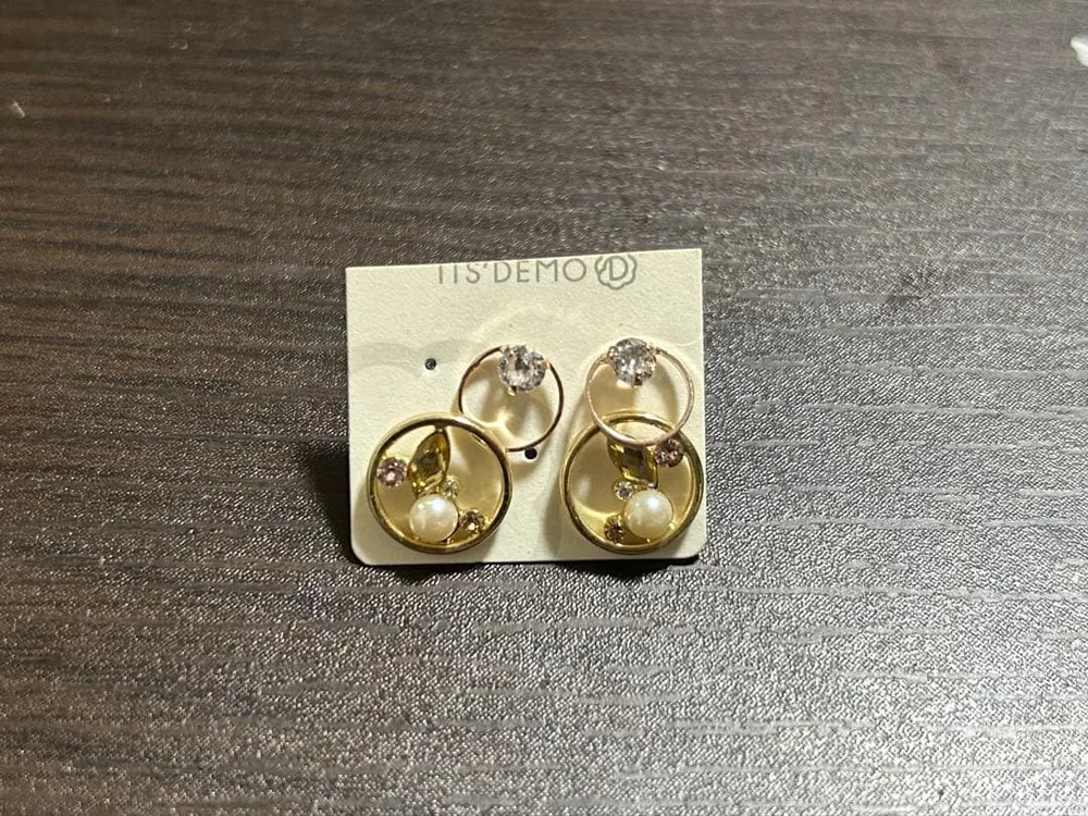 ITS'DEMO ピアス ゴールドカラー パール ビジュー