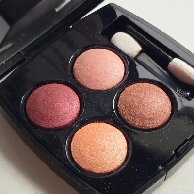 【未使用】CHANEL レ キャトル オンブル 87 セコイア 旧タイプ