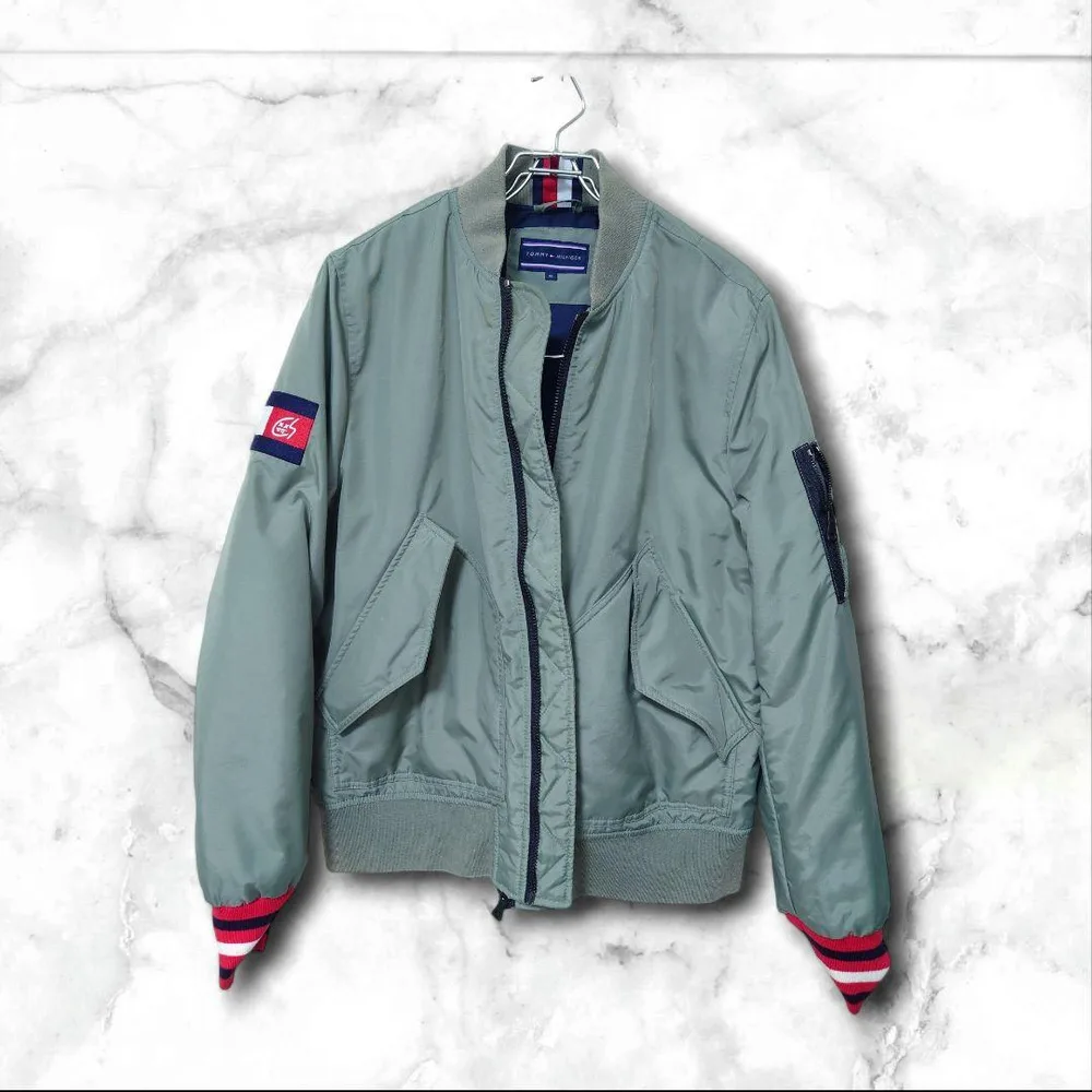 TOMMY HILFIGER トミーヒルフィガー ジャケット MA1 ブルゾン