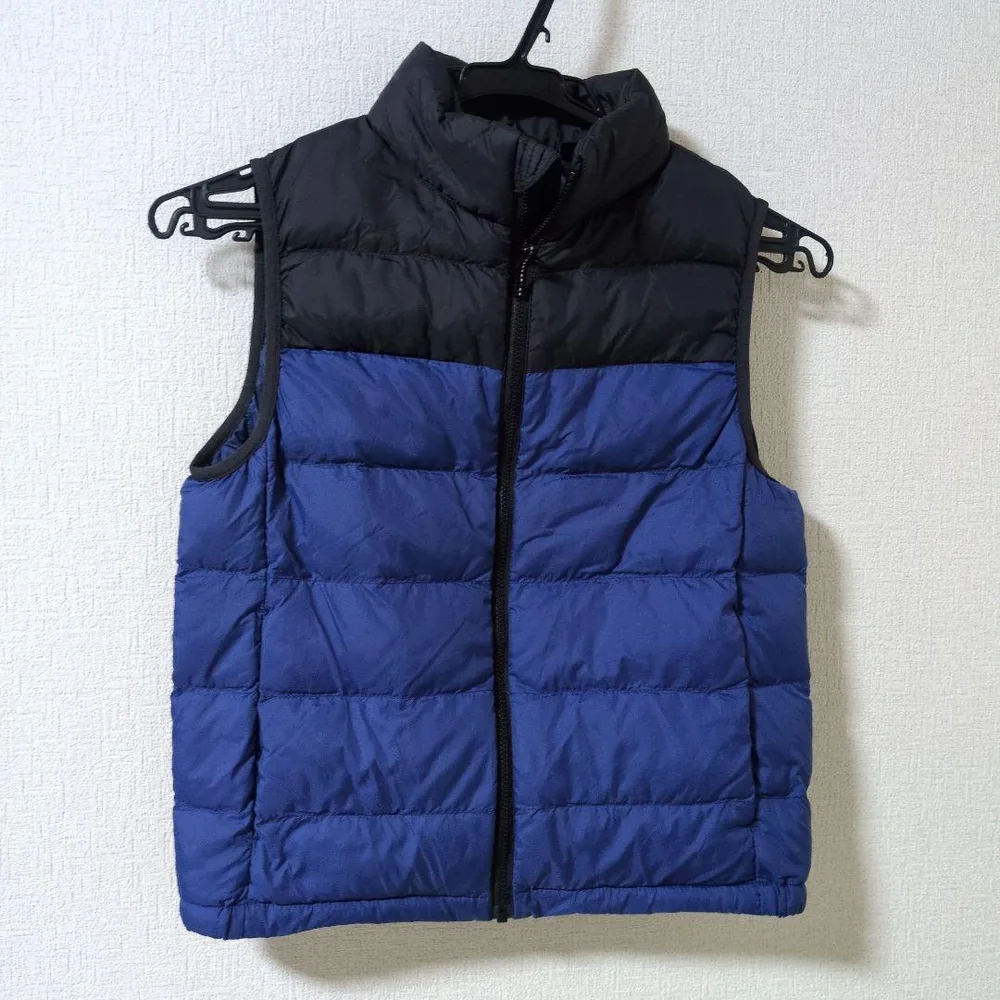 UNIQLO 子供 中綿ベスト 140cm ブラック ブルー