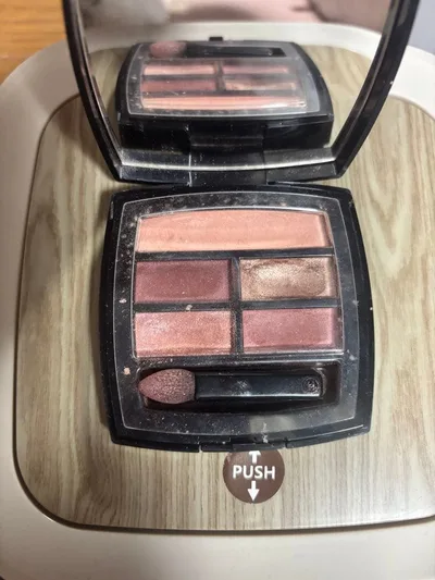 CHANEL レ ベージュ パレット ルガール ウォーム