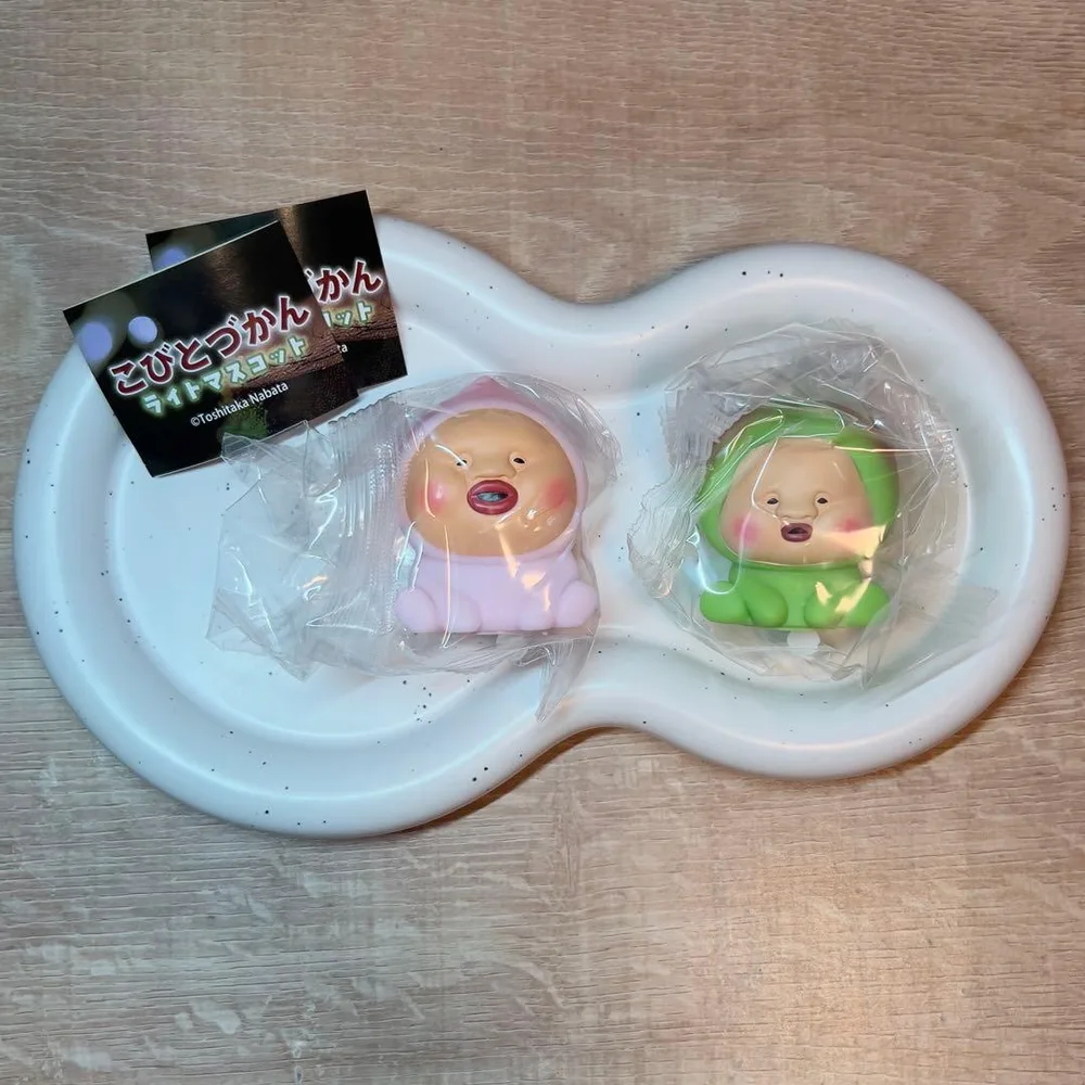 【新品未開封】こびとづかん ライトマスコット カクレモモジリ スモモノウチ 2種