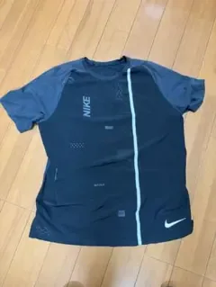 NIKE DRI-FIT トレーニングTシャツ Sサイズ