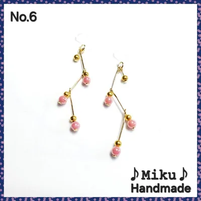No.6-C 【値下げ】カラーパール ジグザグ ピアス イヤリング ピンク