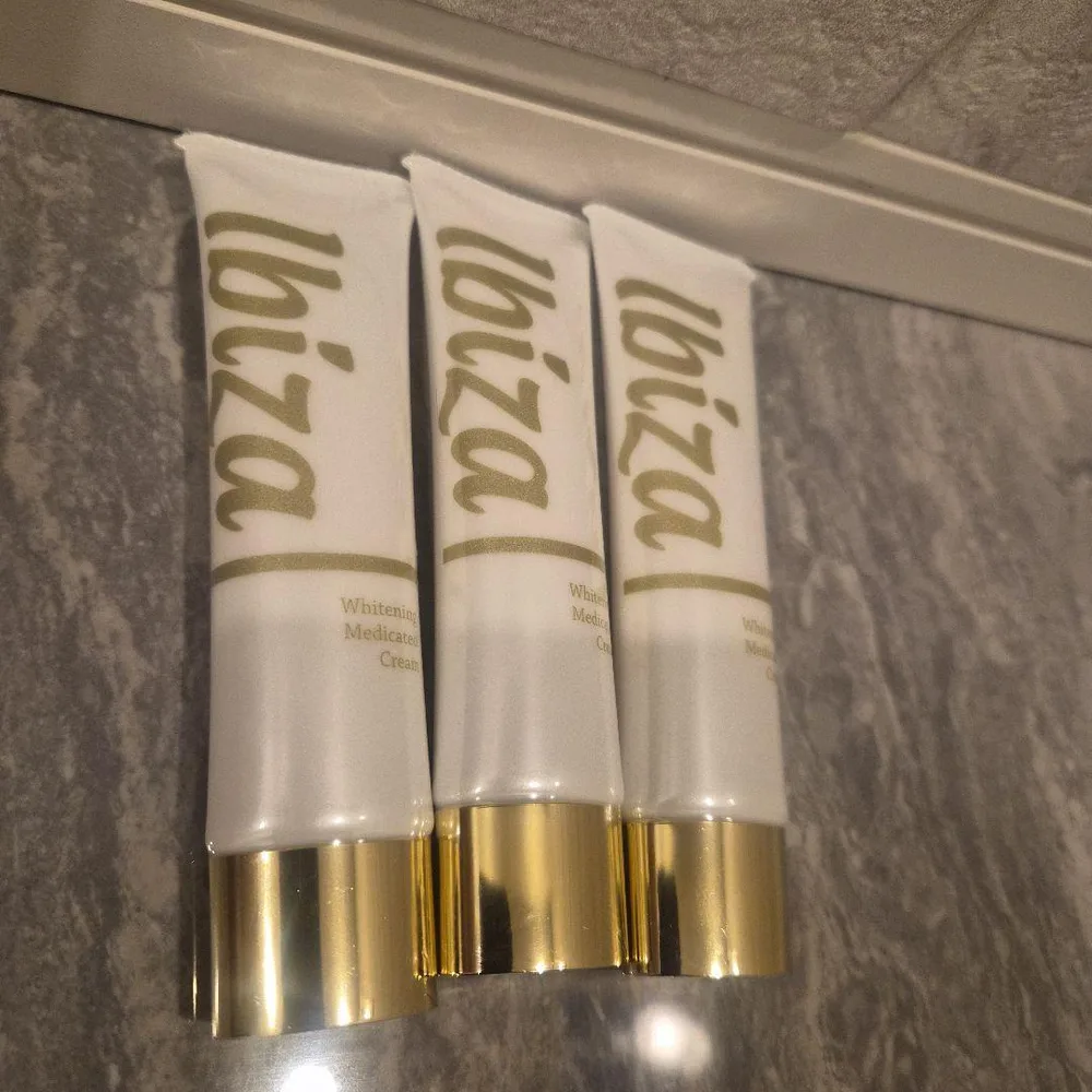 ibiza Whitening Medicated Cream 3本セット