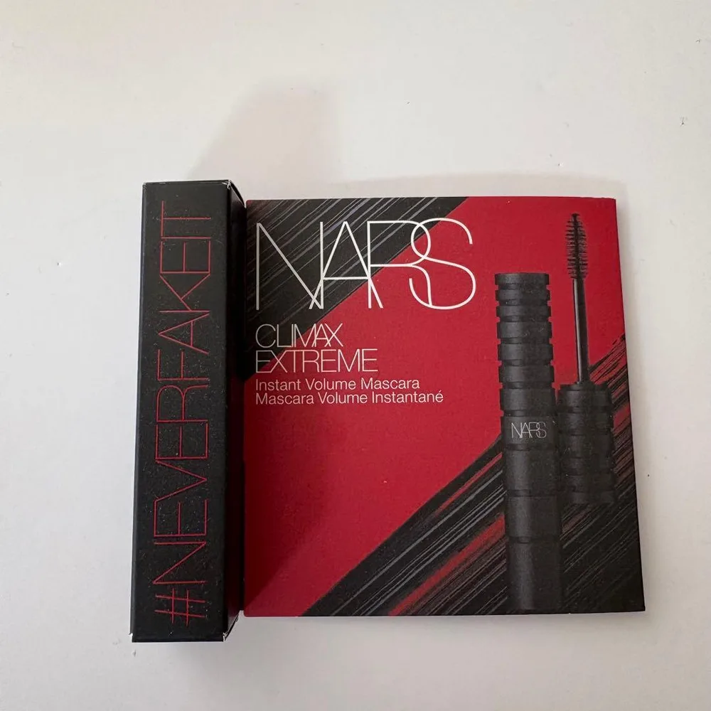 未開封・NARS クライマックス エクストリームマスカラ サンプル