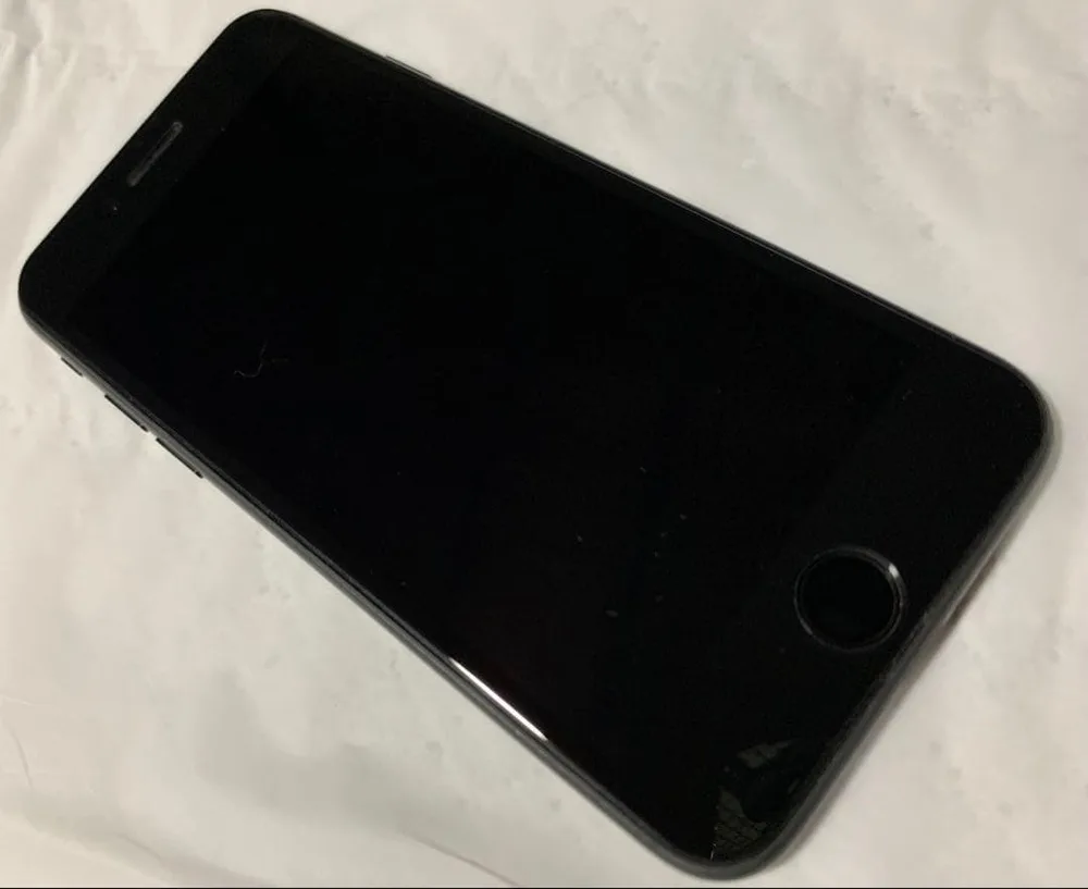 iPhone 7 128GB ブラック SIMフリー