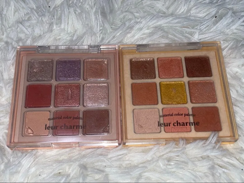 leur charme アイシャドウパレット 2種セット