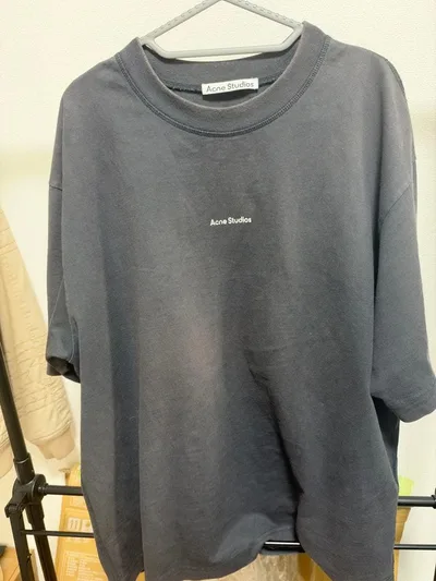Acne Studios Tシャツ ブラック