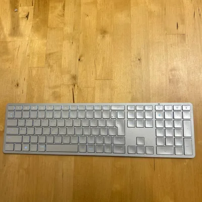 HP 970 ワイヤレスキーボード 日本語配列 Bluetooth 動作確認済み