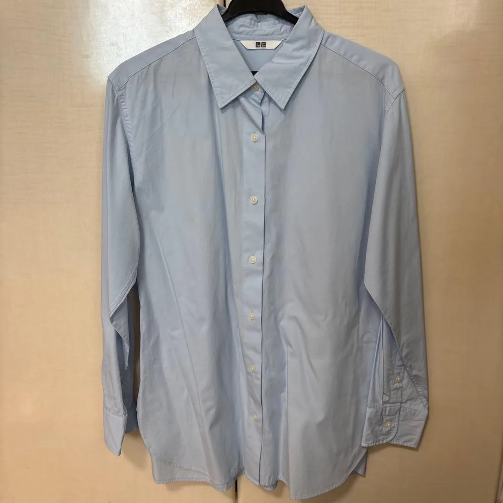 UNIQLO 長袖シャツ ライトブルー