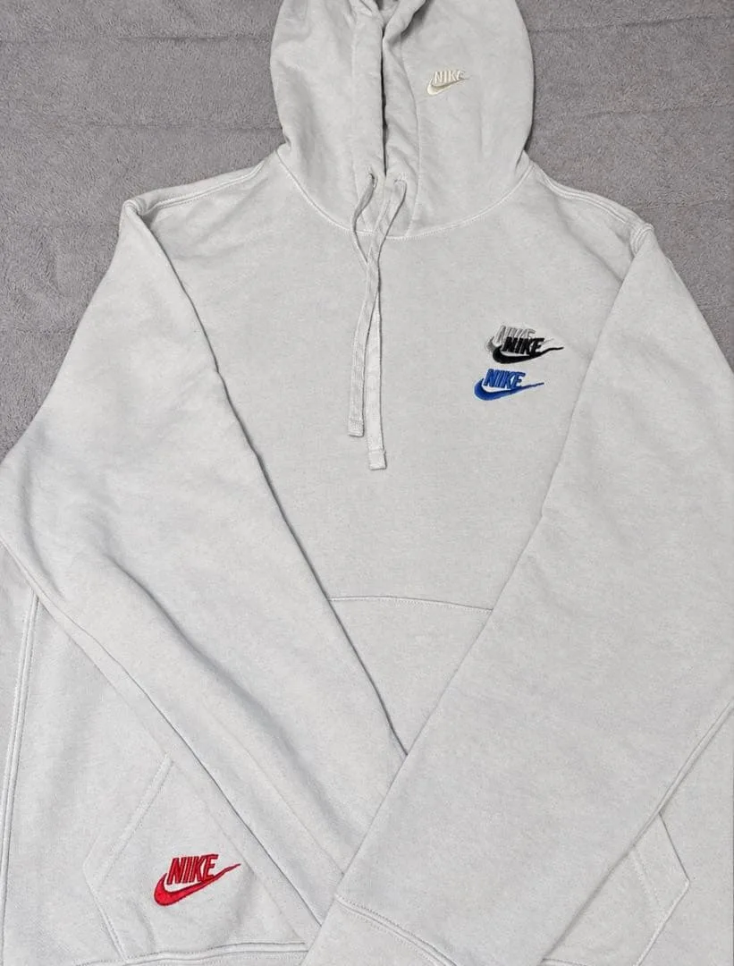 NIKE パーカー 刺繍ロゴ マルチカラー