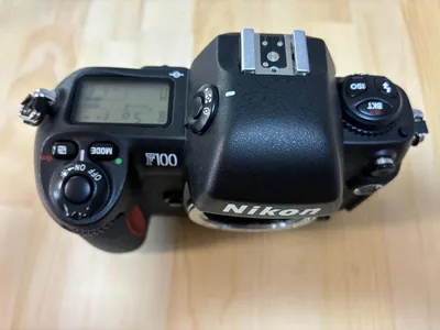 Nikon F100 ボディ 美品