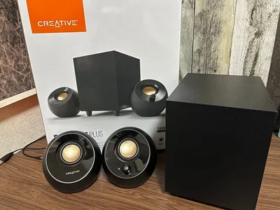 Creative Pebble Plus 2.1ch サブウーファー付き