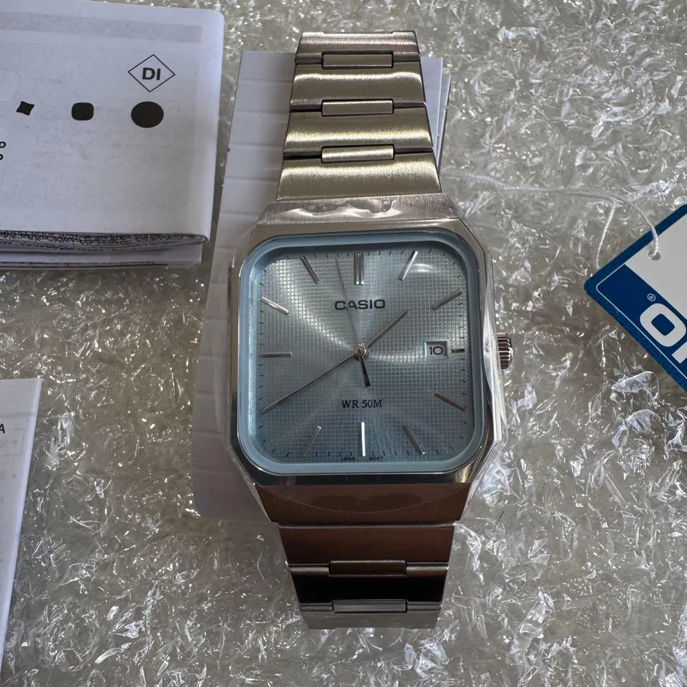 CASIO カシオ 腕時計 アイスブルー スクエア メンズ 箱