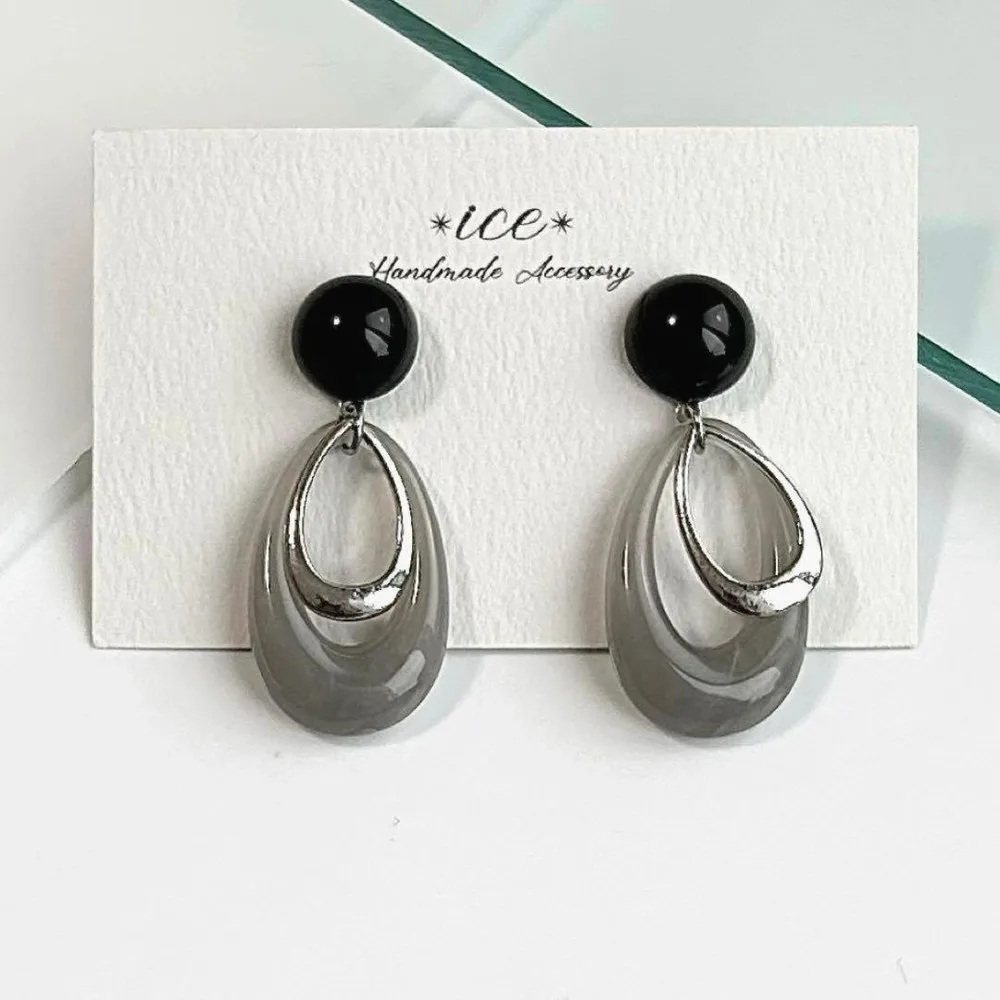 A48★グレー×シルバー シンプル ハンドメイド ピアス イヤリング