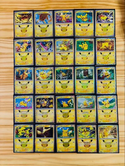 ポケモンカード ピカチュウ 30th 25種