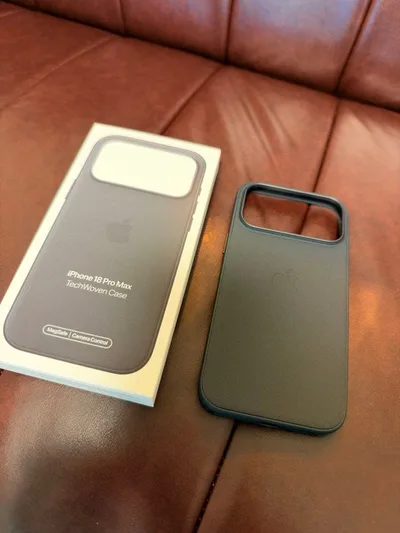 Apple iPhone 18 Pro Max TechWoven Case