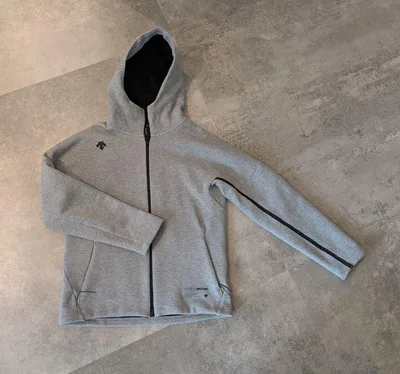 DESCENTE MOTION F360 ジップアップパーカー