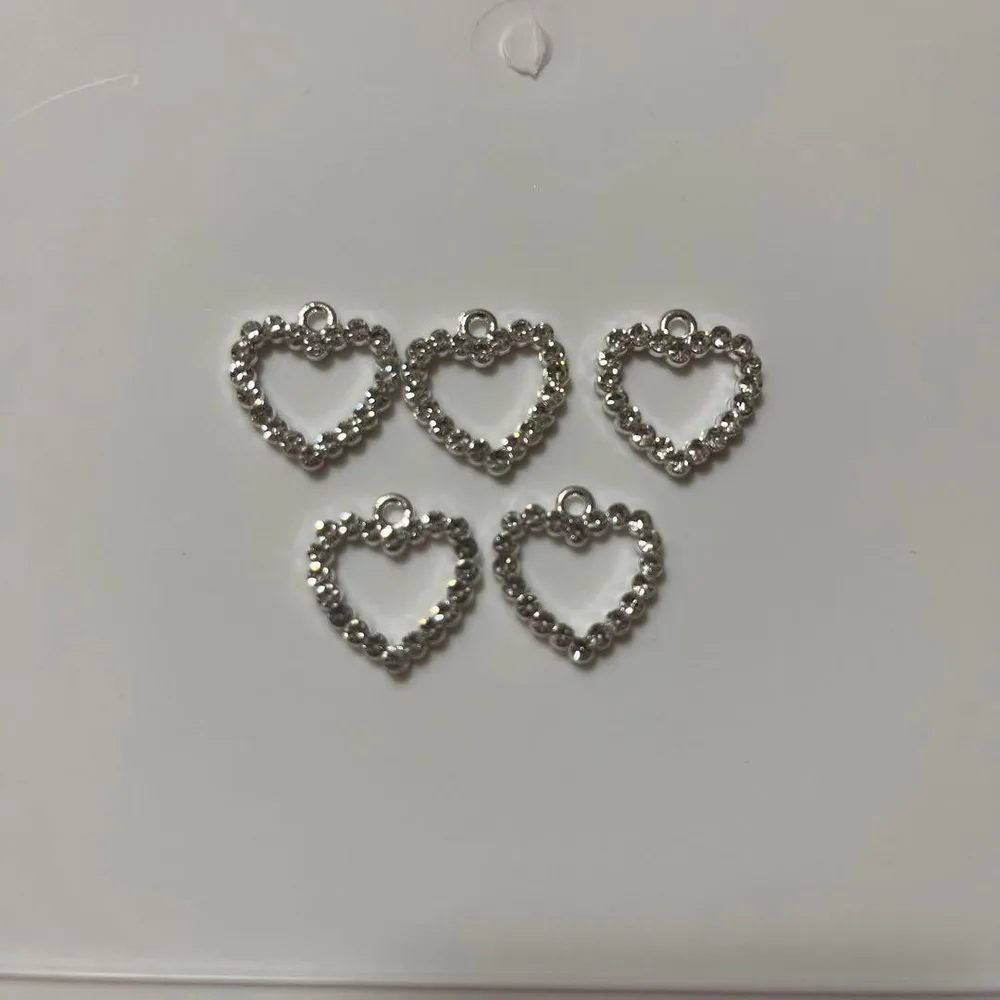 ハンドメイド チャーム ハート シルバー SHEIN