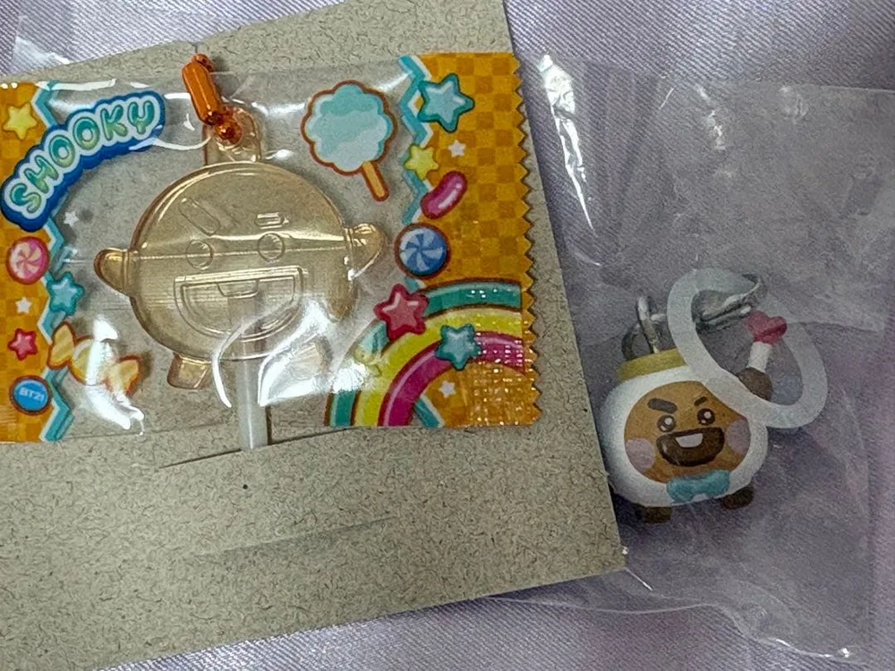 BTS BT21 SHOOKY めじるしアクセサリー キャンディチャームズ