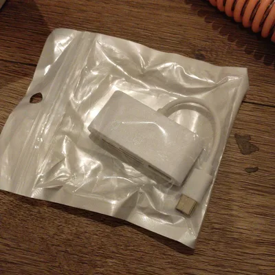 USB Type-C マルチカードリーダー アダプター