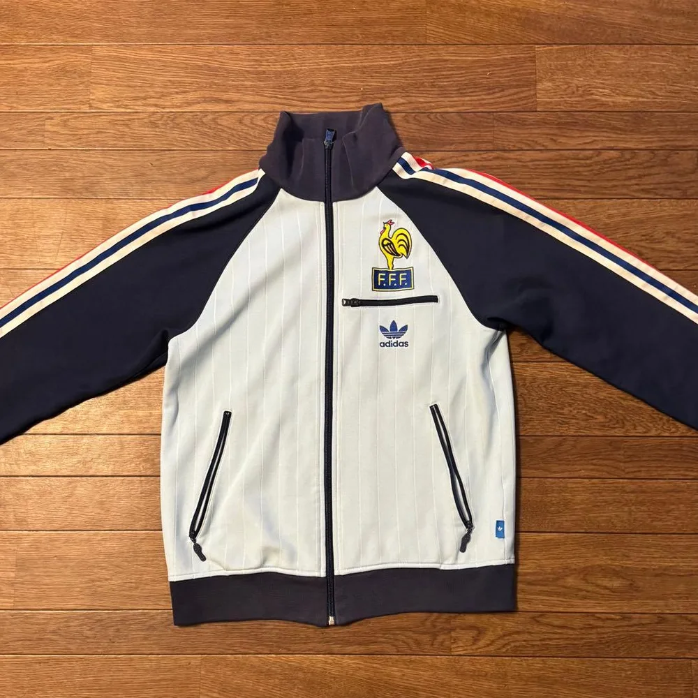 アディダス刺繍 トラックジャケット 古着 ジャージトップ フランス代表 FIFA