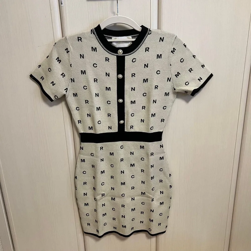 ミシェルマカロン ニットワンピ 美品