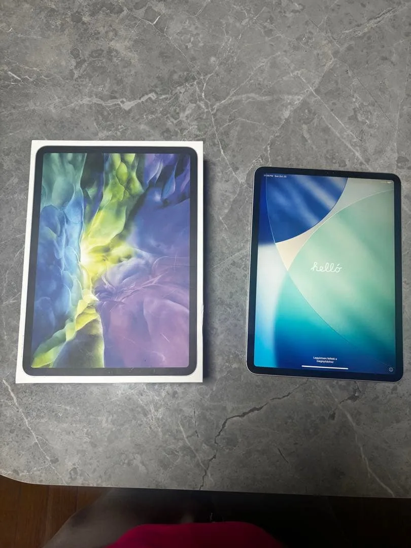 iPad Pro 11インチ+Magic Keyboard 箱あり