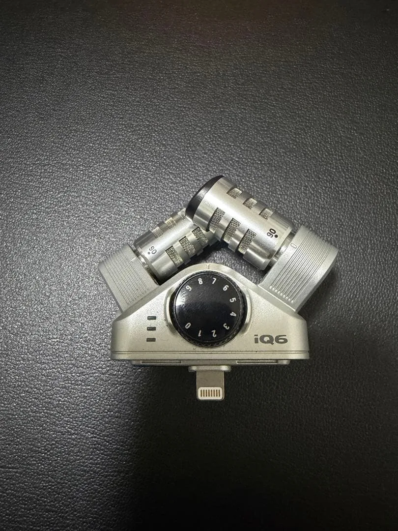 ZOOM iQ6 ไมโครโฟนคอนเดนเซอร์สำหรับตัวเครื่อง iPhone