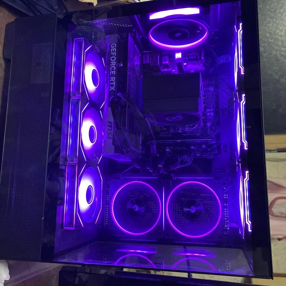 ゲーミングPC RTX5070 Ryzen 7 8700F 32GB/1TB