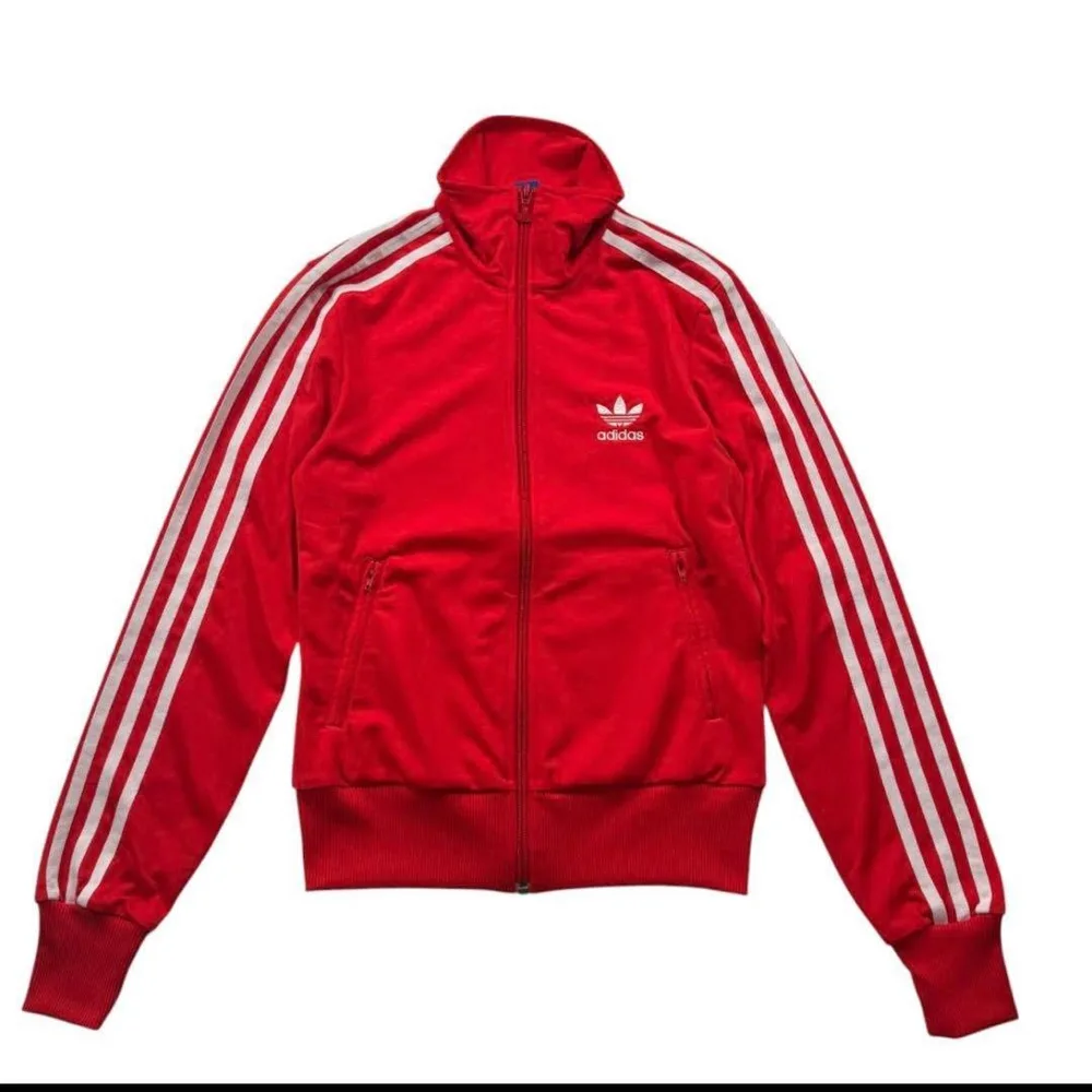 adidas トラックジャケットS