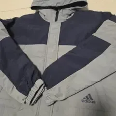 【adidas】フード付きジャケット カーキ×ブラック 140