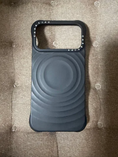 CASETiFY ウェーブシリコンケース iPhone17promax