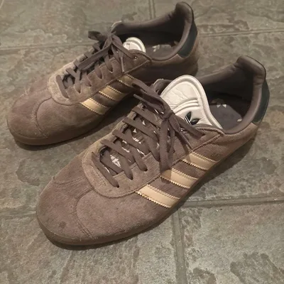 adidas gazelle レアル・マドリードコラボ
