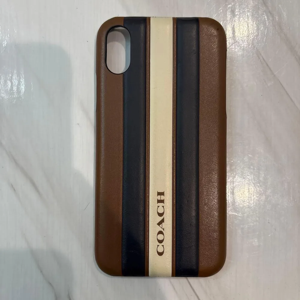 COACH iPhone xs ケース