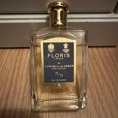 FLORIS LONDON FOR TURNBULL&ASSER 香水