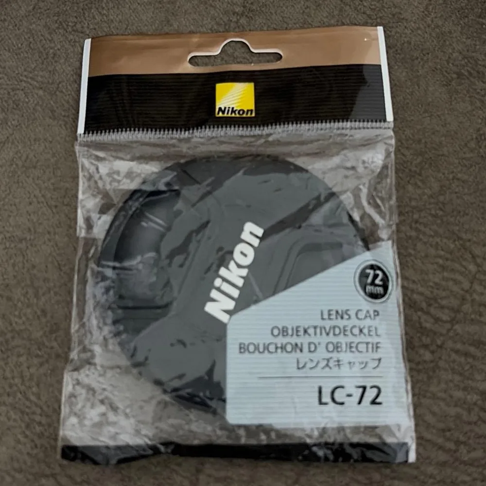 【新品未使用】Nikon レンズキャップ LC-72 72mm