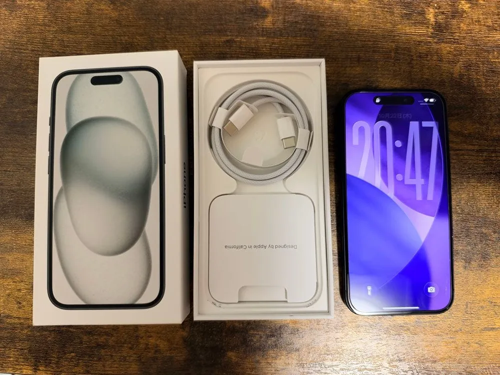 Apple iPhone15 256GB ブラック 本体
