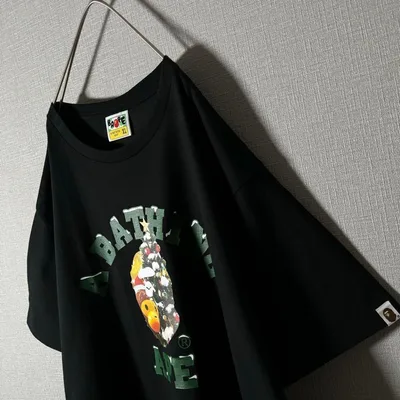 希少XL★ape アベイシングエイプ クリスマス Tシャツ 大猿 アーチロゴ 黒