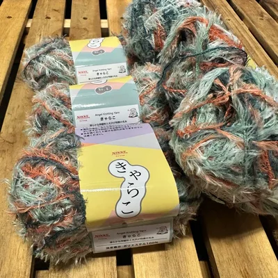 キャンドゥ 毛糸 きゃらこ 4番 6玉 編み物