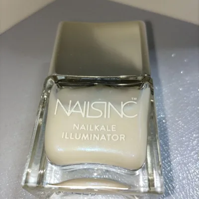 NAILS INC ネイルケール プライド ストリート イルミネーター