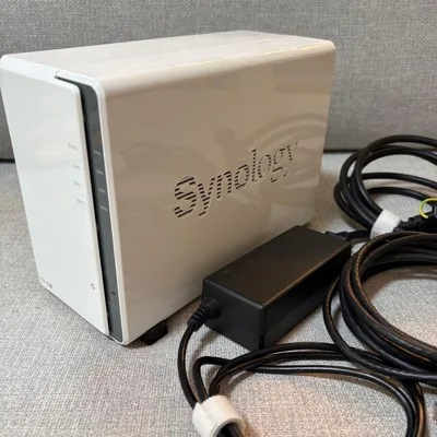 Synology DiskStation DS215j NAS本体